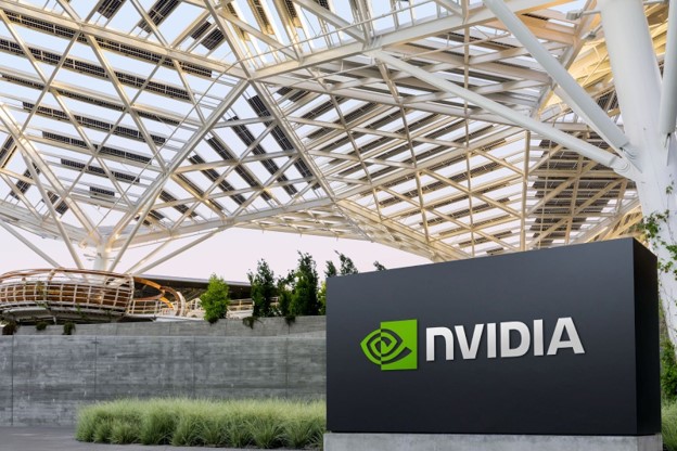 Trump Clears Way For NVIDIA To Export H200 AI Chips To China
