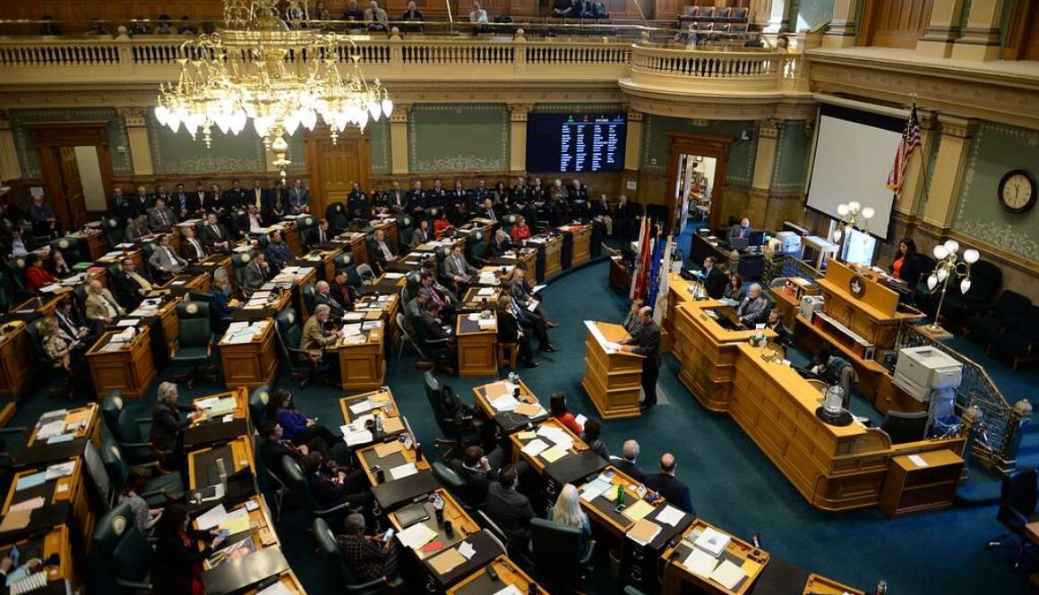 Colorado state lawmakers voting in legislative chamber on revised AI discrimination law