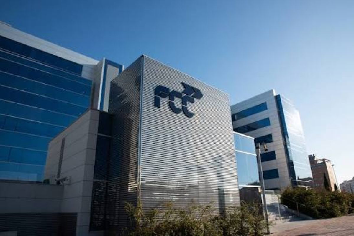 FCC Expands Foreign Hardware Ban Over AI Security Risks
