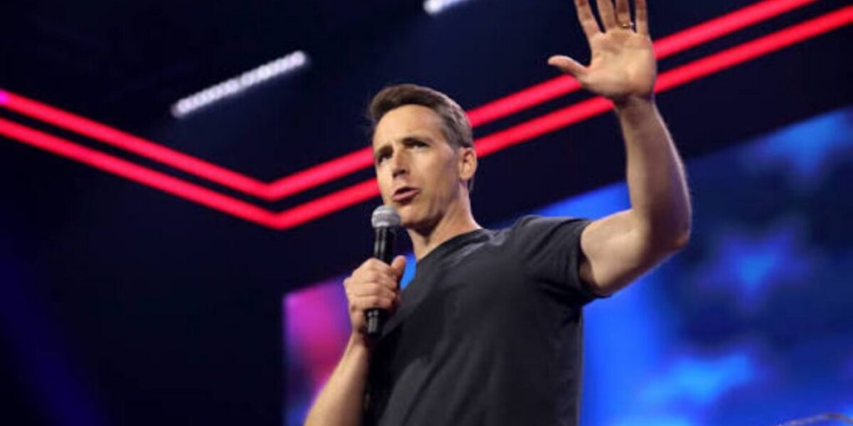 Sen. Hawley Seeks Answers About Who Can Search Flock Camera Data