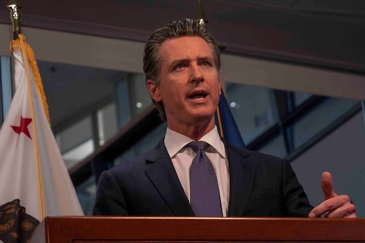 California Enacts Ban on AI-Only Firing Decisions